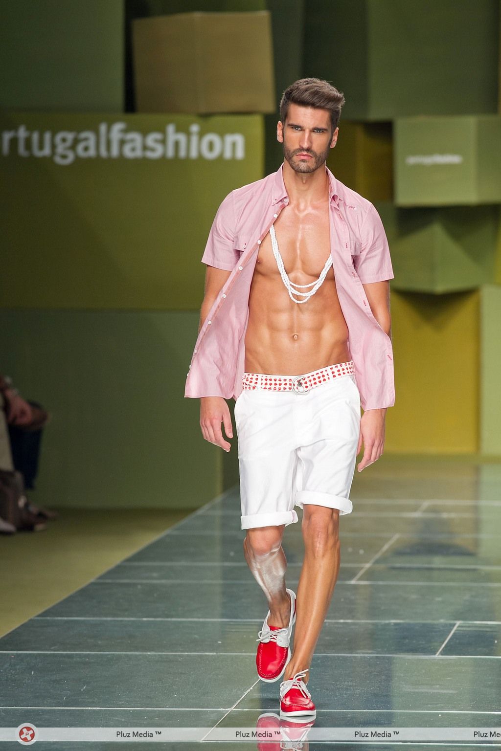 Portugal Fashion Week Spring/Summer 2012 - Vicri - Runway | Picture 109817